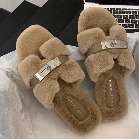 Cozy Faux Fur Slide Sandals, 8.5 - Picture 2 of 6